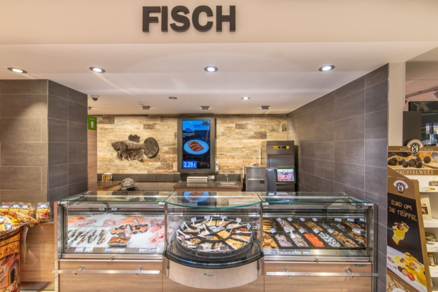 Super 2000 – Fischtheke, Hofgeismar